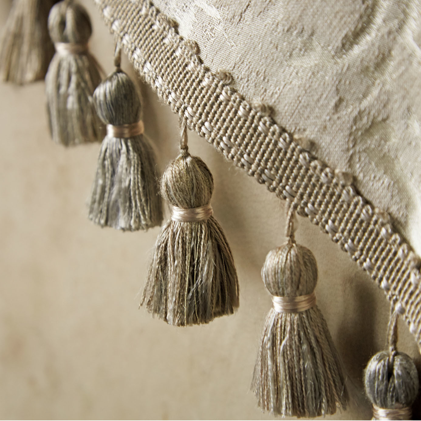 Tassel Fringe Anthracite Trimmings by ZOF